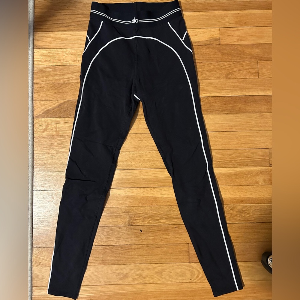 ALO LEGGINGS BUNDLE